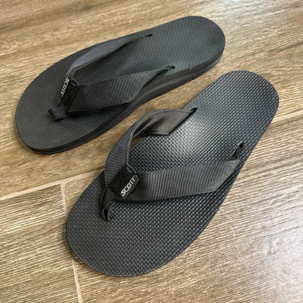 Scott Hawaii Women’s Sandals Size 8 Wide Comfort Durable Island Shoes